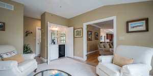 130-370-401_Captain_Robinson_Drive