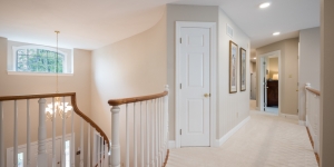 132-390-401_Captain_Robinson_Drive