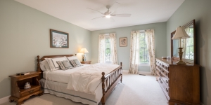 151-580-401_Captain_Robinson_Drive