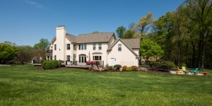 164-700-401_Captain_Robinson_Drive