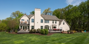 166-710-401_Captain_Robinson_Drive